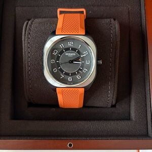Brand new Hermès H08 watch, 42 mm orange strap